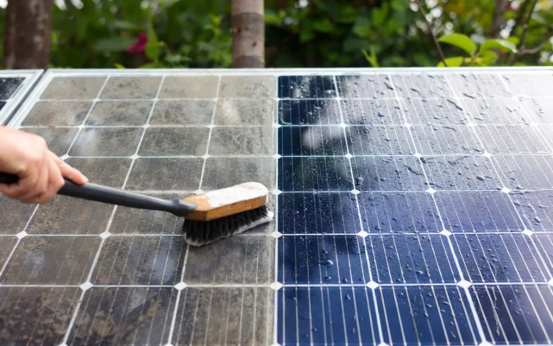 Nettoyer panneaux solaires soi-même : le guide complet et pas à pas en 2026